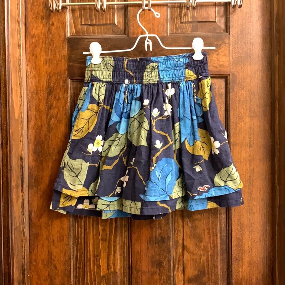 Hollister skirt